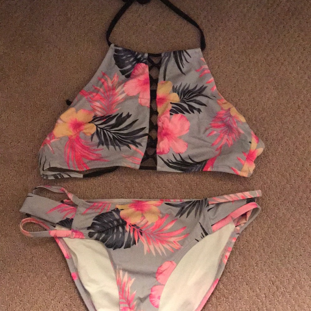 Victoria’s secrets bikini